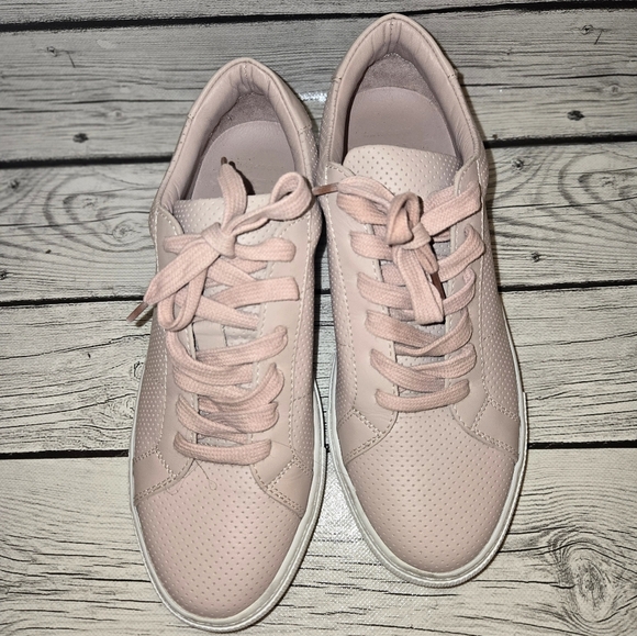 Greats Brooklyn Royale Blush Pink Perforated Leather Sneakers Sz 7 - Picture 10 of 13